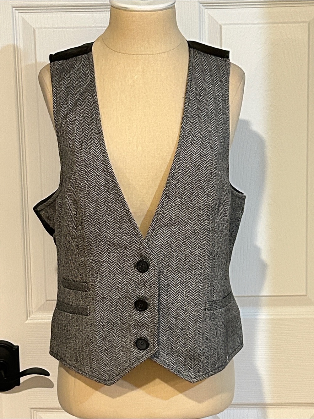 Vintage J. Crew Herringbone Tweed Wool3-Button Vest size Large Black Brown White